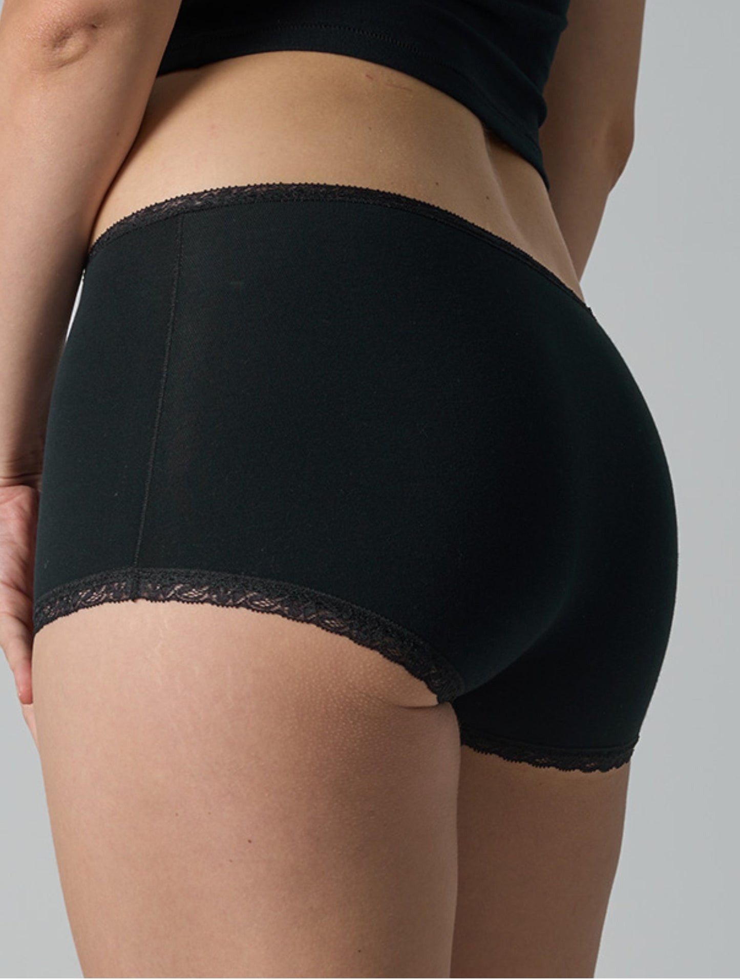 Daisy Cotton Short